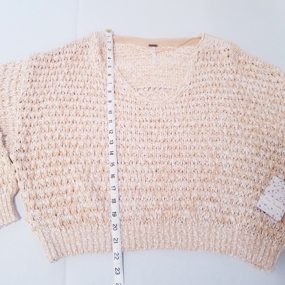 🌸‎ NEW Free People | Peach Knit VNeck Sweater , small - Picture 11 of 11